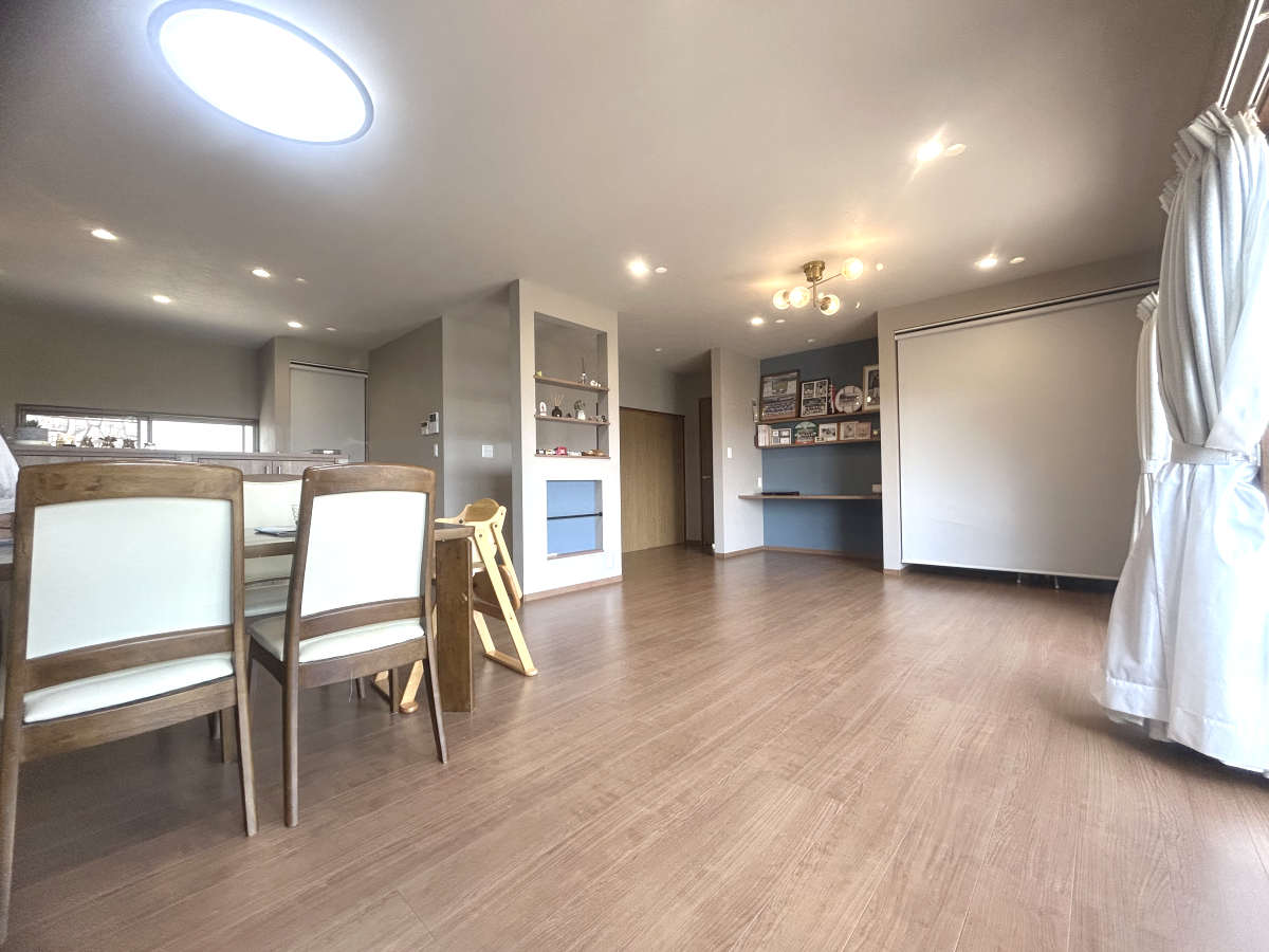 海の見える開放的なリビング